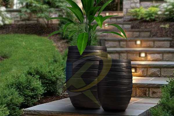 Exterior Pots - 1016